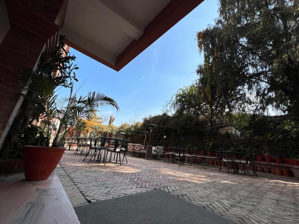 Summit Hotel Lalitpur Esterno foto