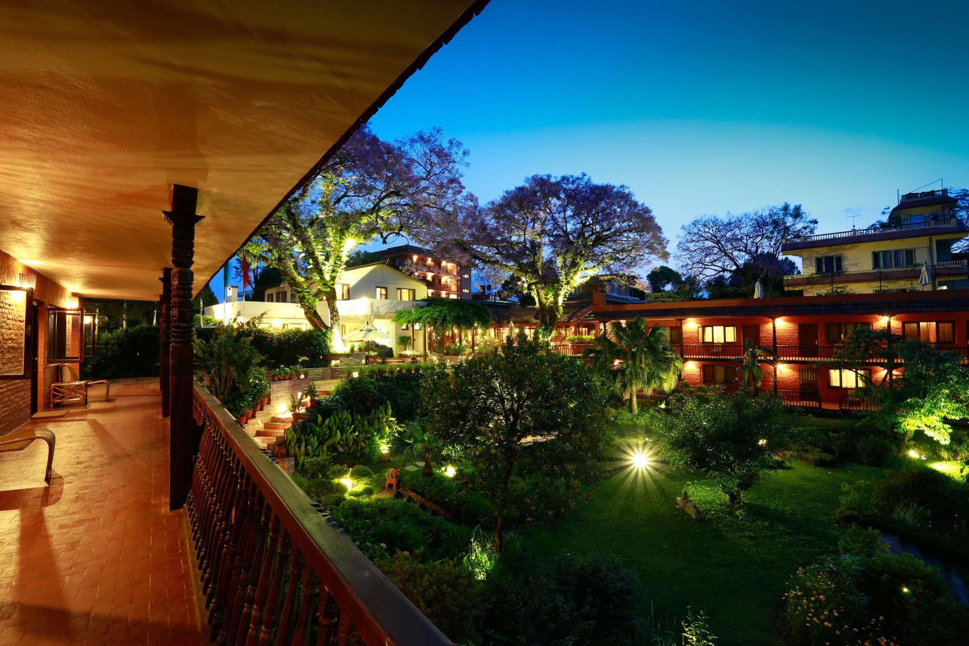 Summit Hotel Lalitpur Esterno foto