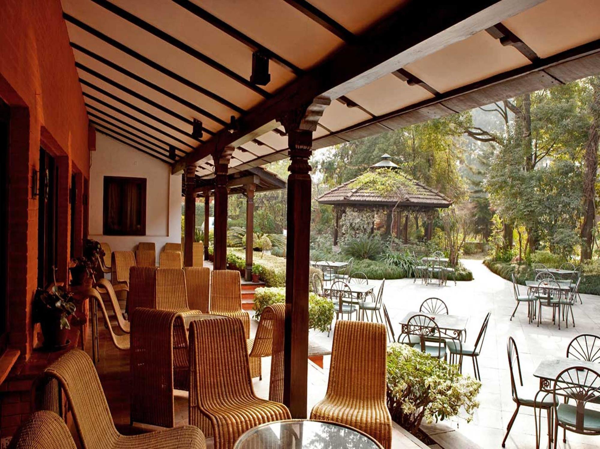 Summit Hotel Lalitpur Esterno foto